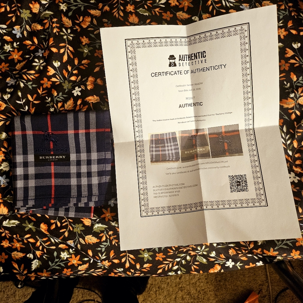 Burberry scarf square 18.5x18" nova check navy classic cotton